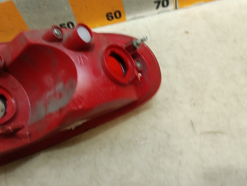 Фонарь задний левый