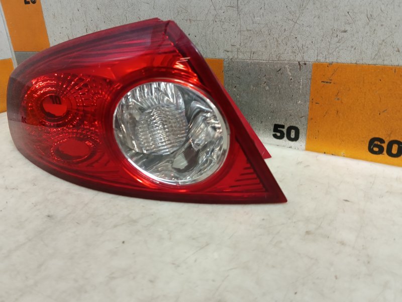 Фонарь задний левый