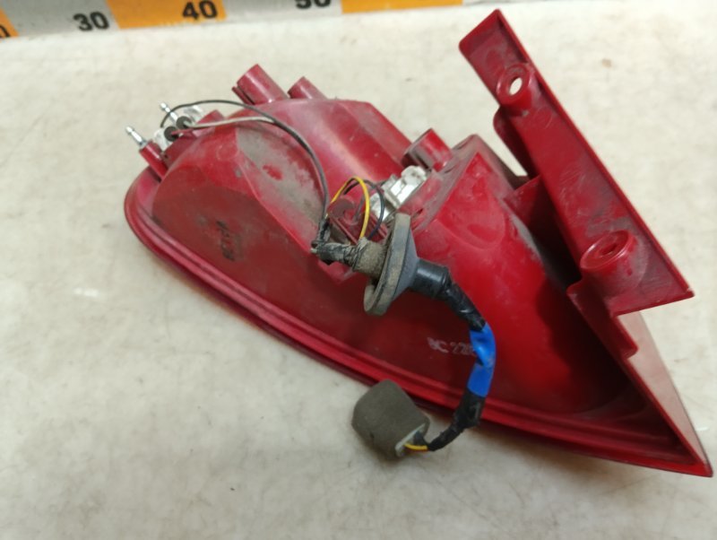 Фонарь задний правый