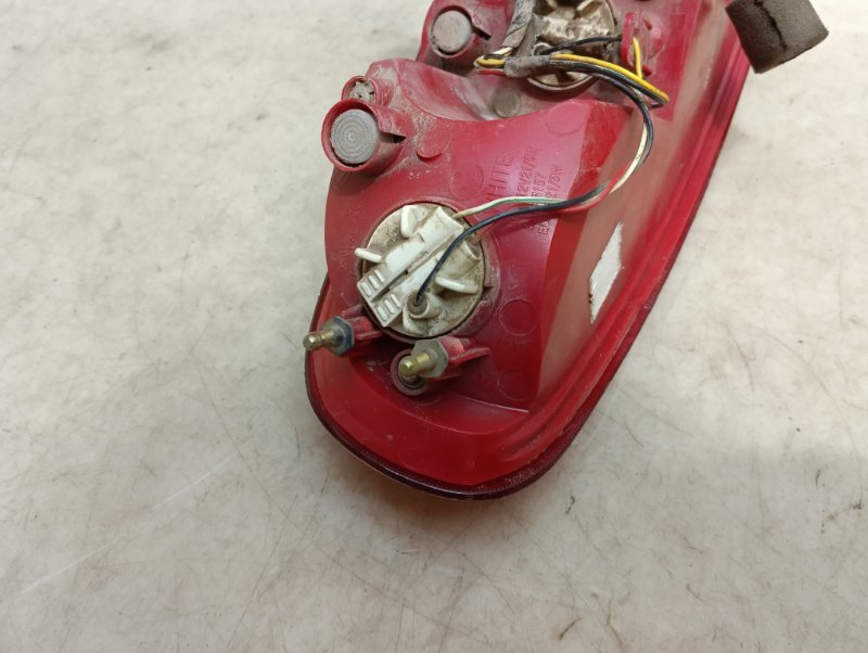 Фонарь задний правый