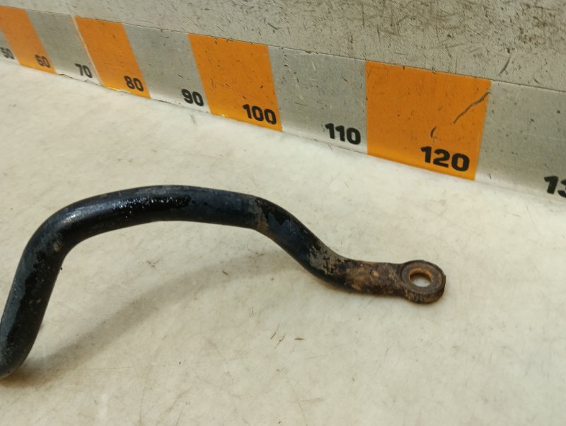 Стабилизатор передний