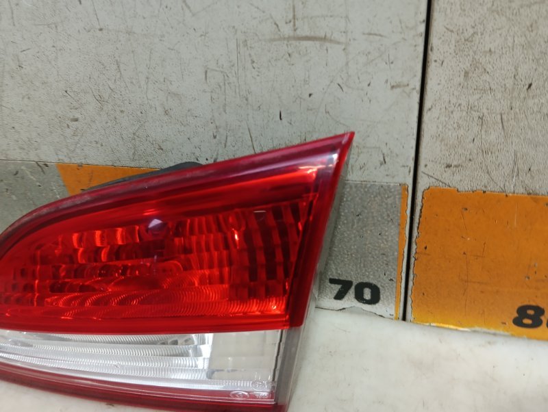 Фонарь задний правый