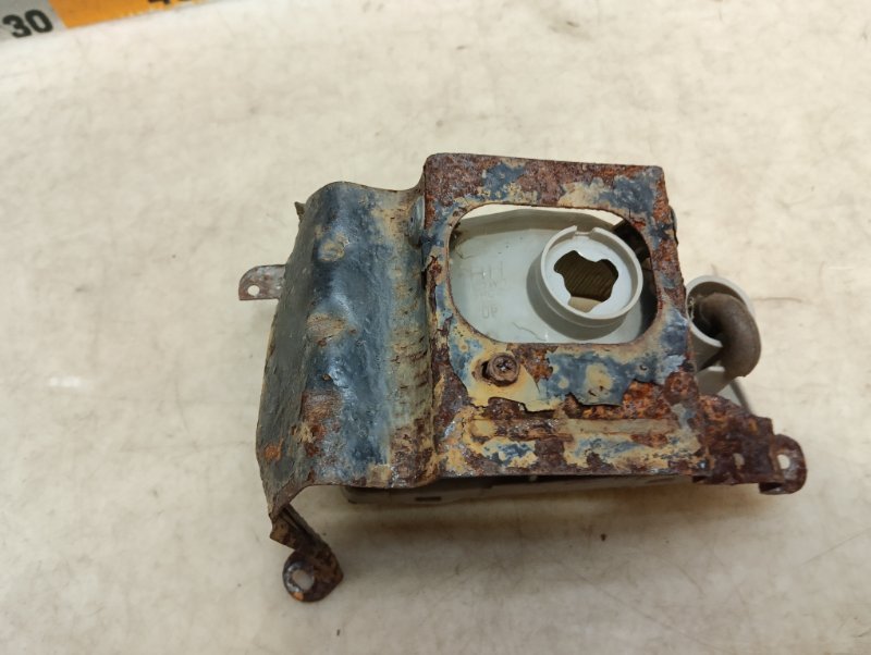 Фара противотуманная правая