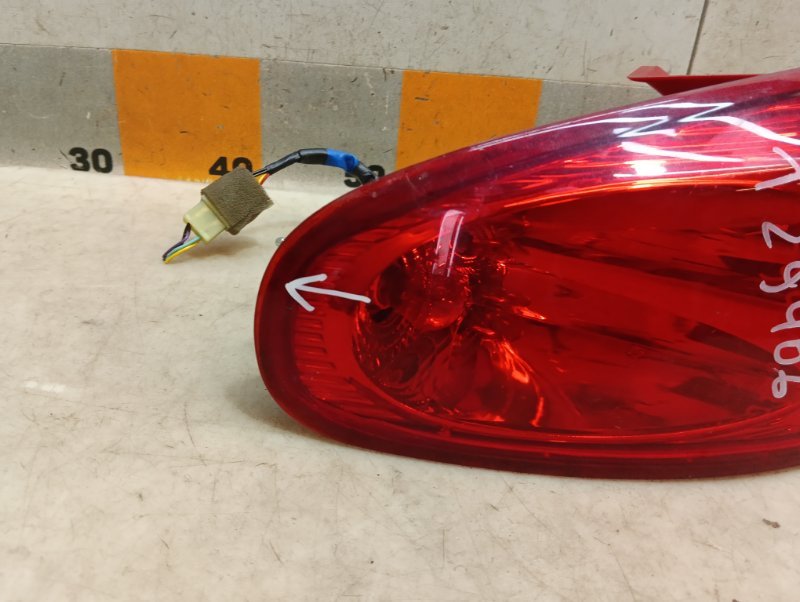 Фонарь задний левый