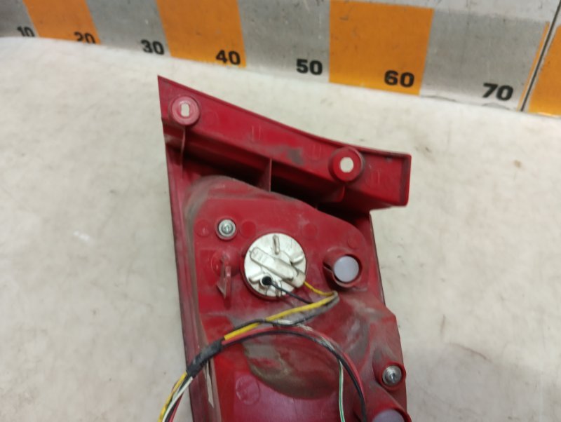 Фонарь задний левый