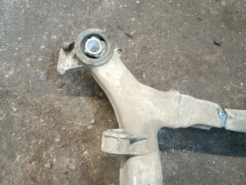 Балка задняя