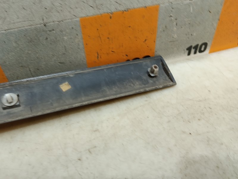 Молдинг двери