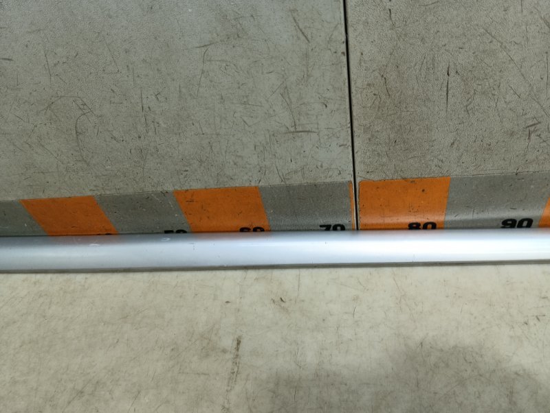 Молдинг двери