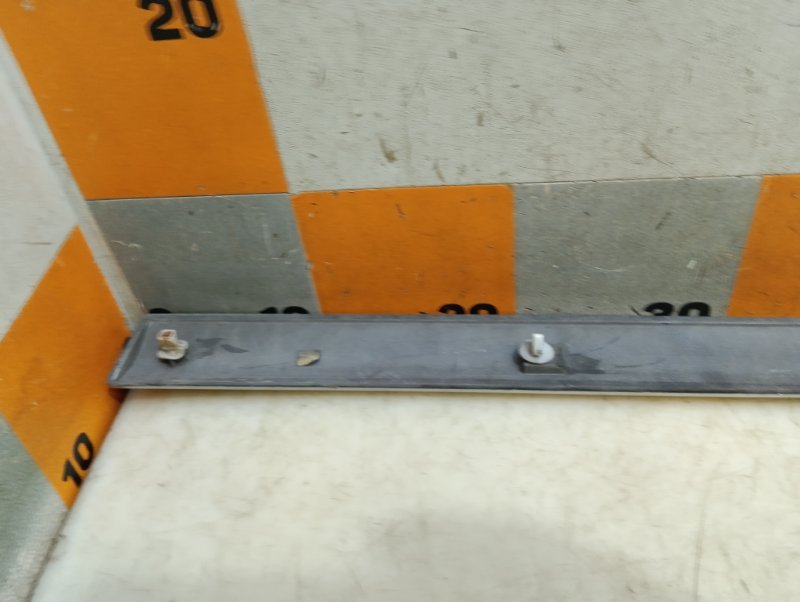 Молдинг двери