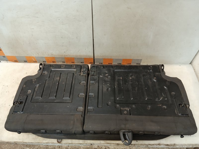 Сиденье салонное