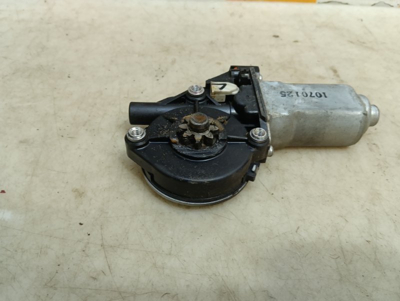 Моторчик стеклоподъемника