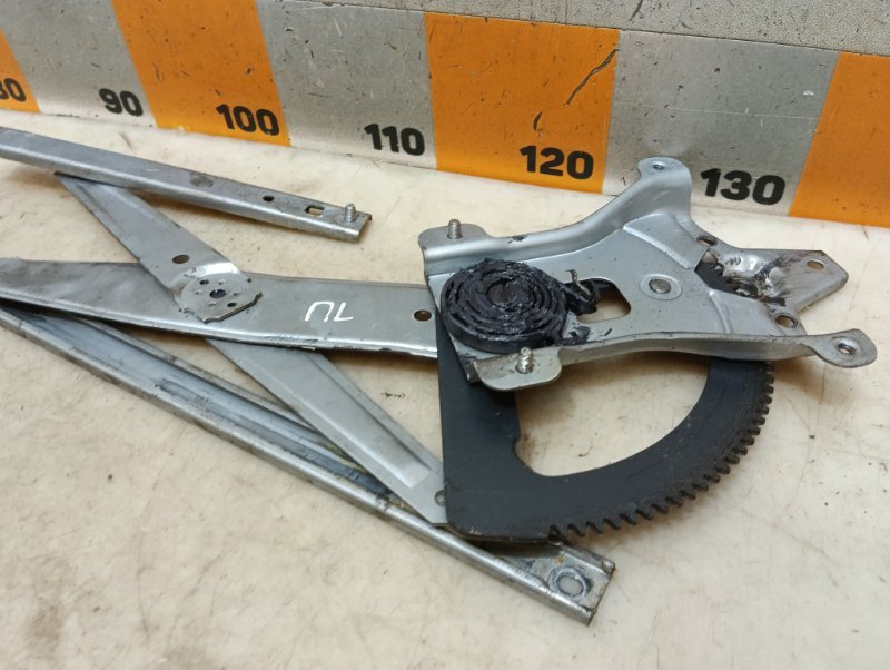 Стеклоподъемник электр. передний левый