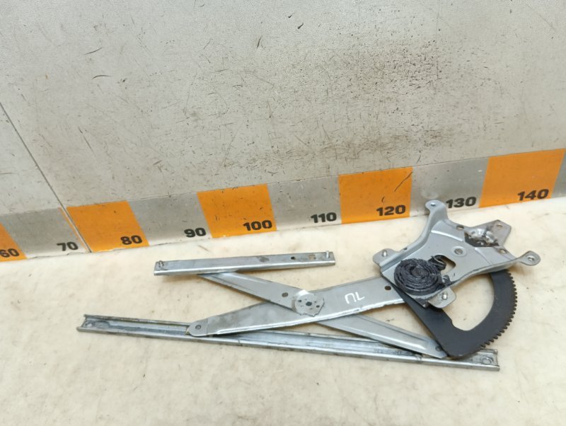 Стеклоподъемник электр. передний левый