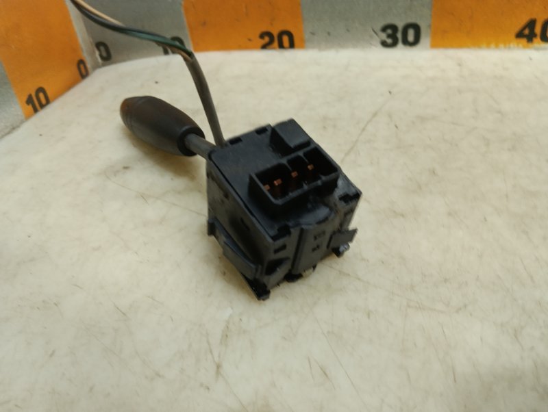 Переключатель поворотов подрулевой