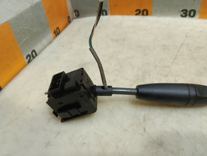 Переключатель поворотов подрулевой