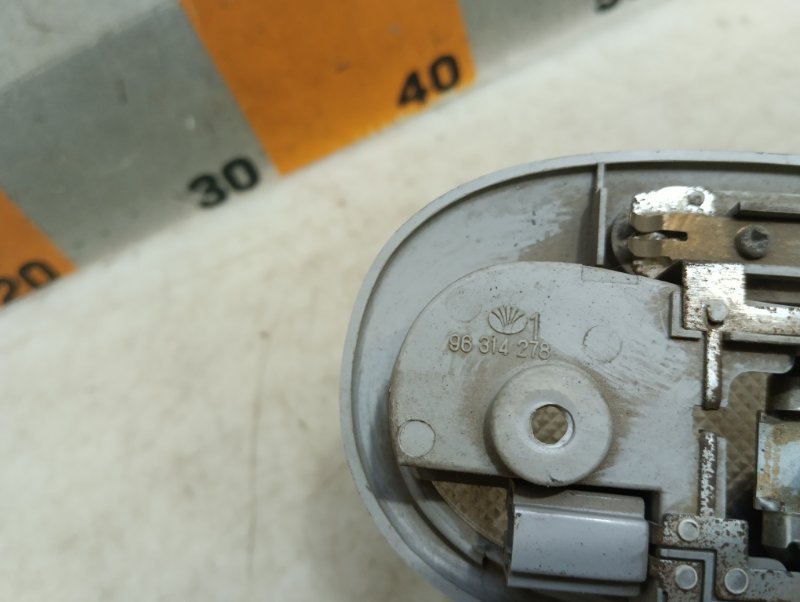 Плафон салонный