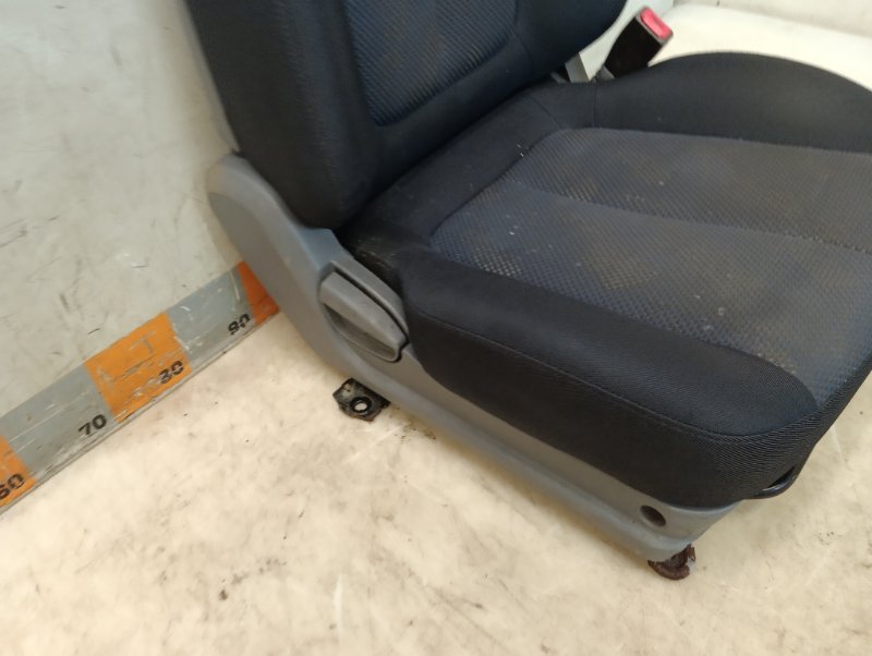 Сиденье переднее правое