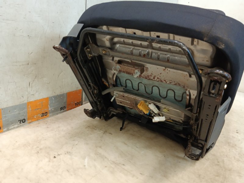 Сиденье переднее правое