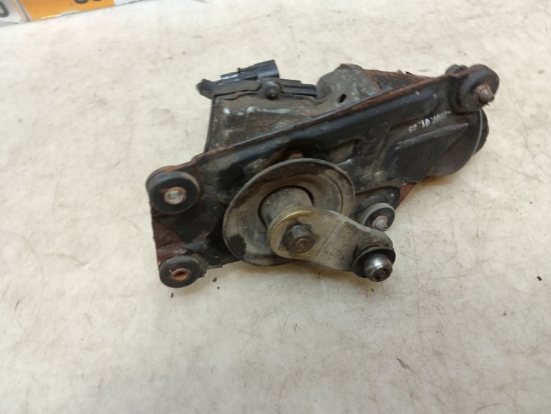 Моторчик стеклоочистителя передний