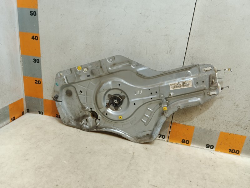 Стеклоподъемник электр. передний правый