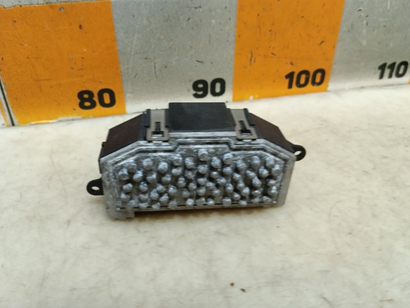 Резистор отопителя