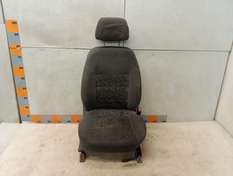 Сиденье переднее правое