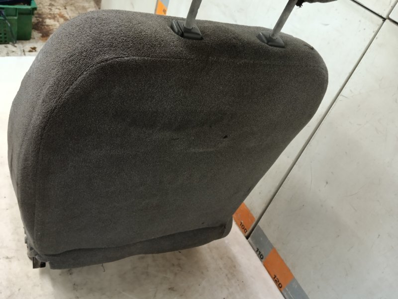 Сиденье переднее правое