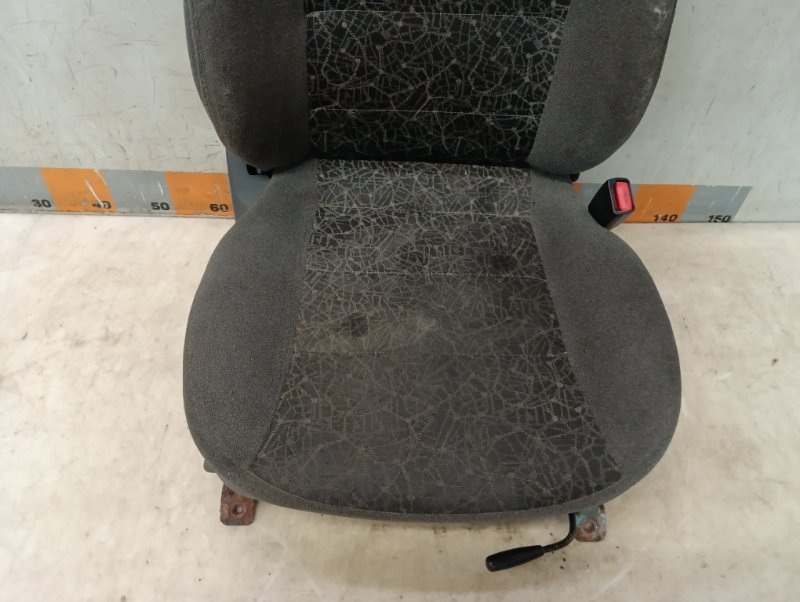 Сиденье переднее правое