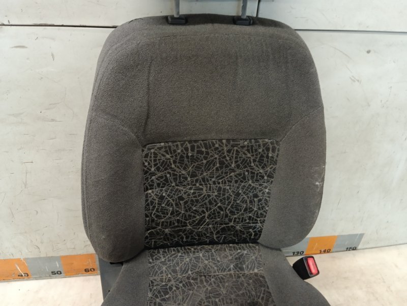 Сиденье переднее правое