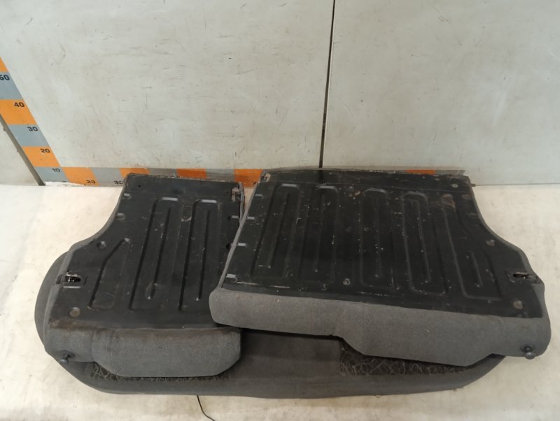 Сиденье салонное