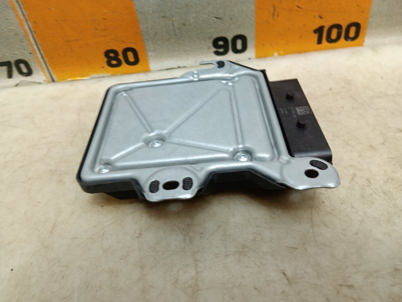 Блок управления подушек безопасности (AIR BAG)