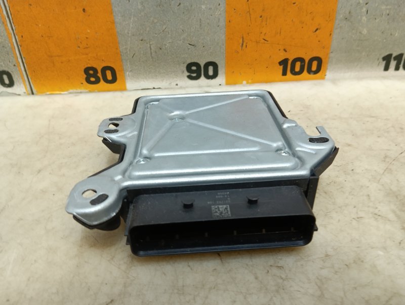 Блок управления подушек безопасности (AIR BAG)