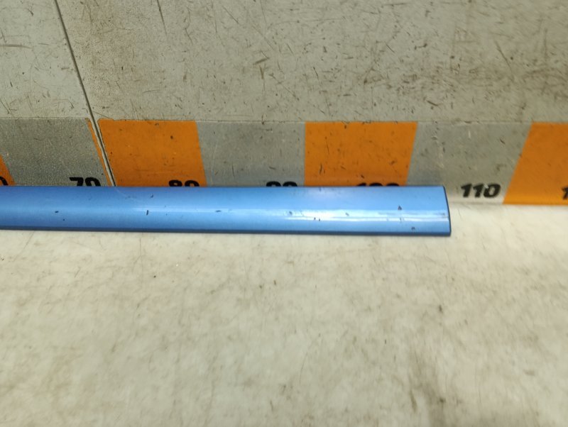 Молдинг двери