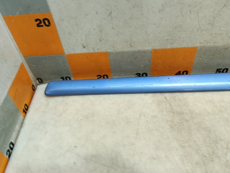 Молдинг двери