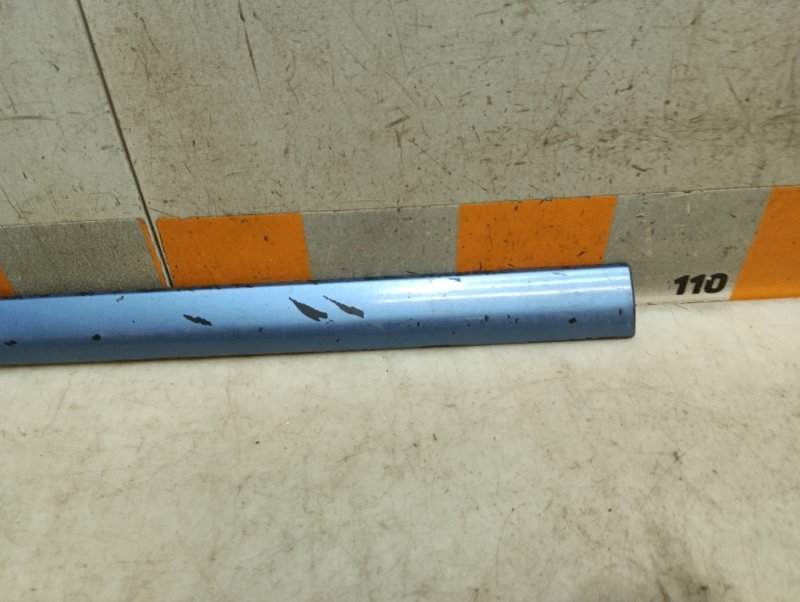 Молдинг двери