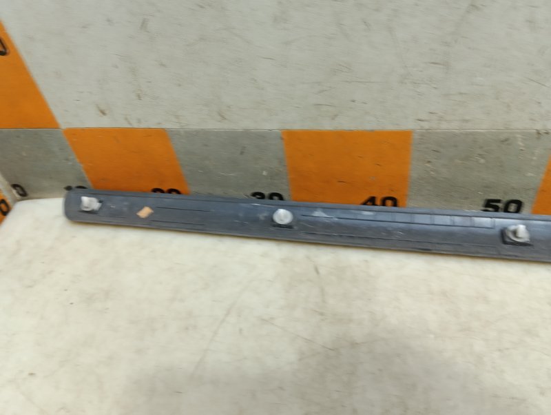 Молдинг двери