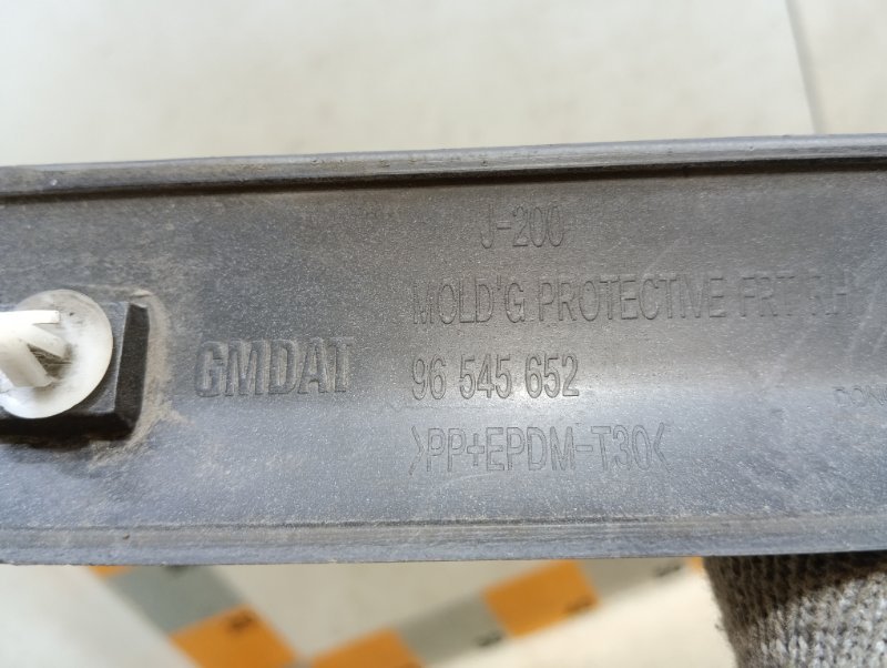 Молдинг двери