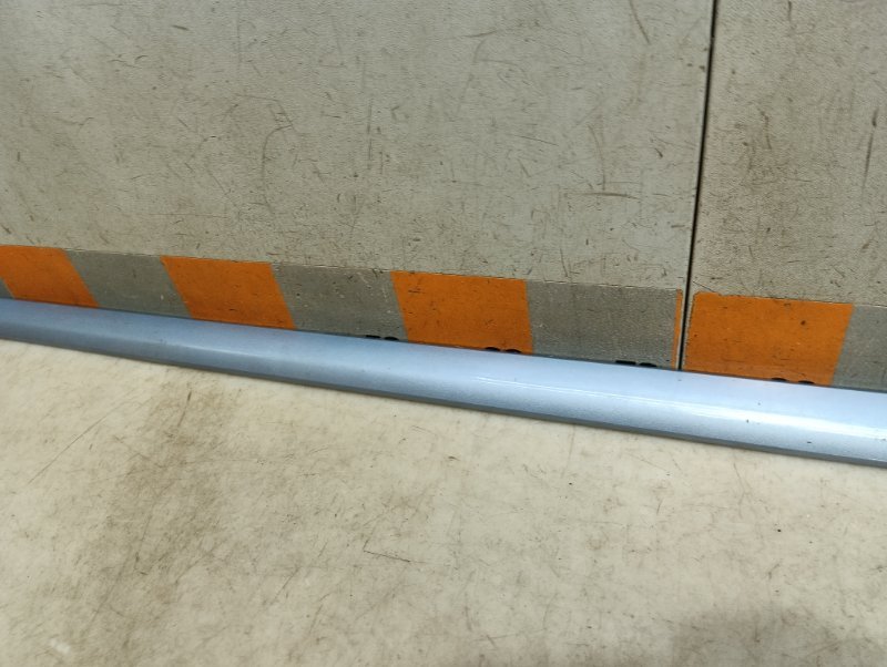 Молдинг двери