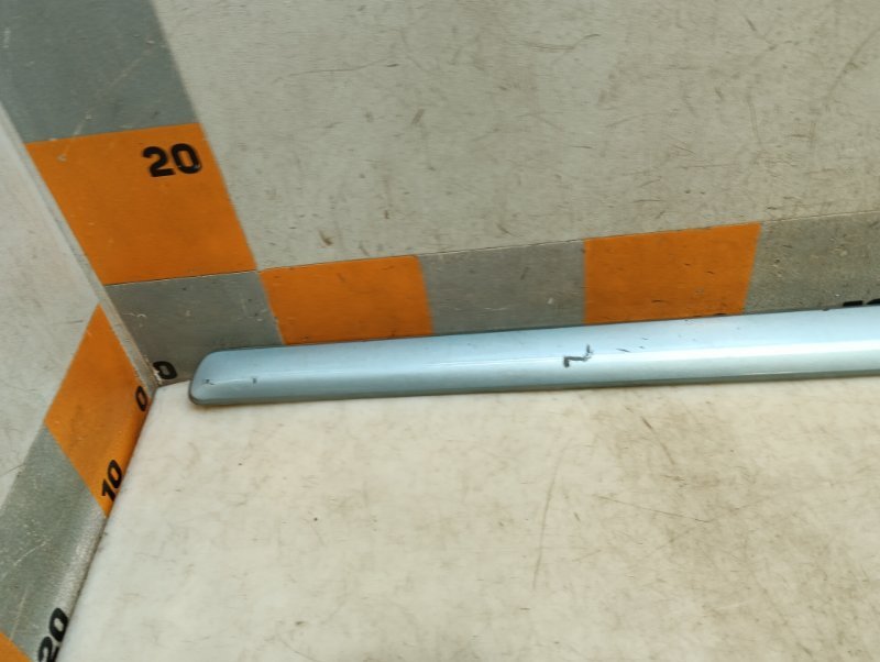 Молдинг двери