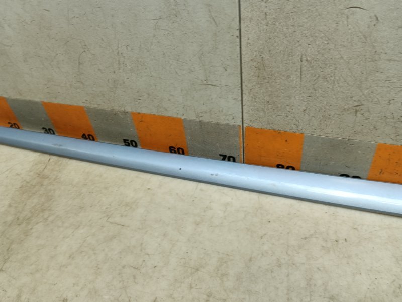 Молдинг двери