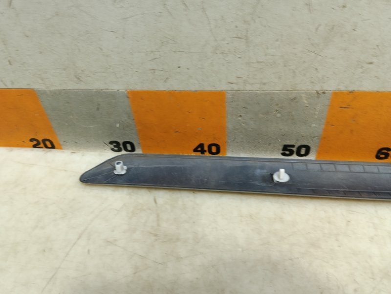 Молдинг двери