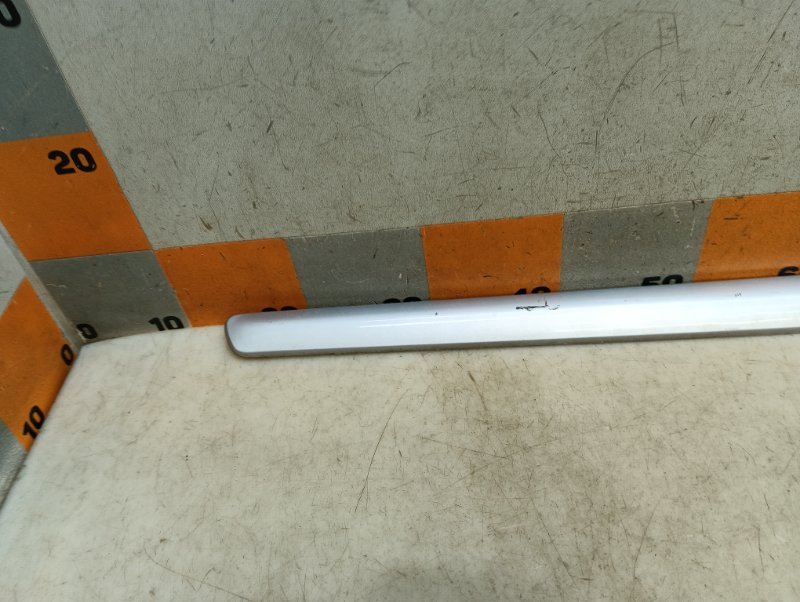 Молдинг двери