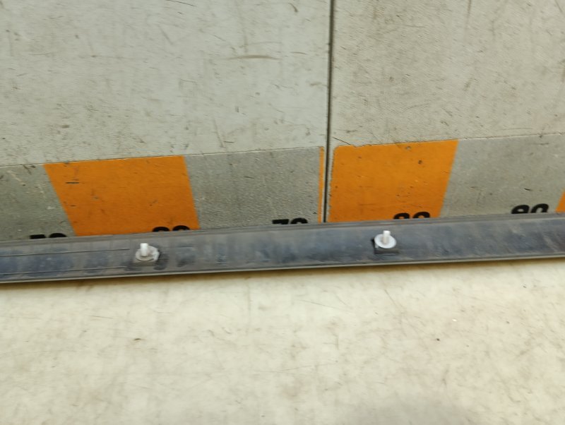 Молдинг двери