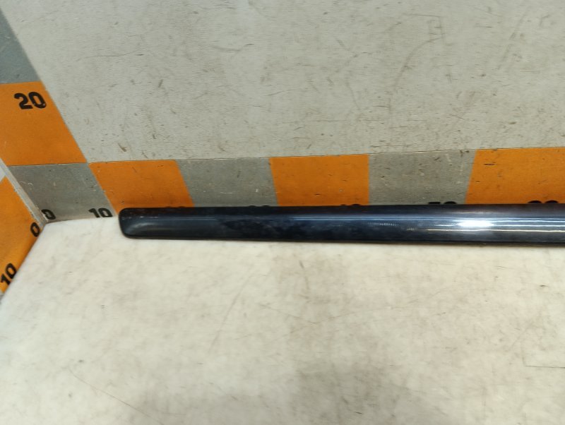 Молдинг двери