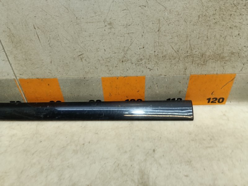 Молдинг двери