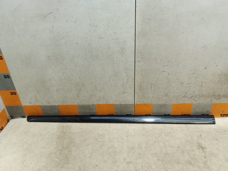 Молдинг двери