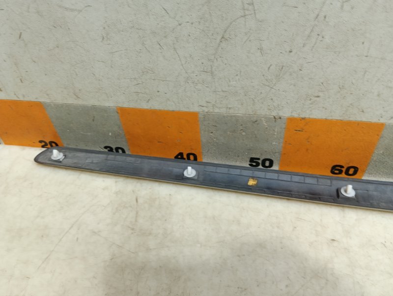 Молдинг двери