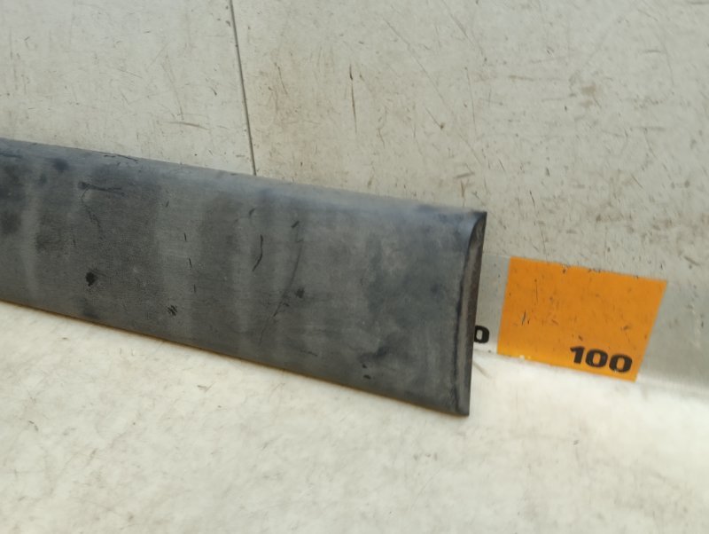 Молдинг двери