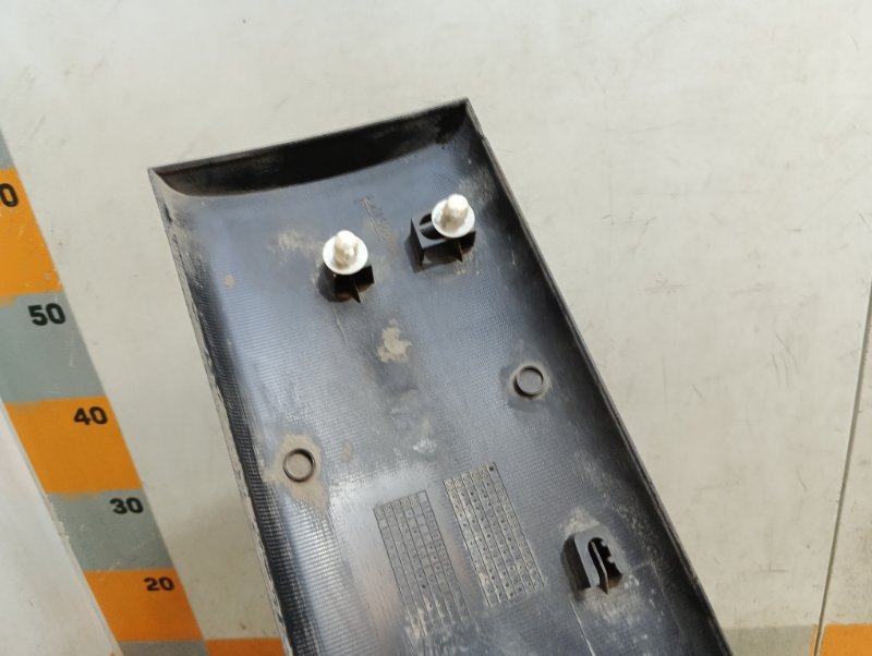 Молдинг двери