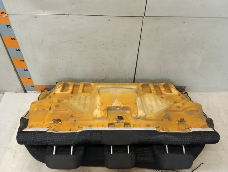 Сиденье салонное